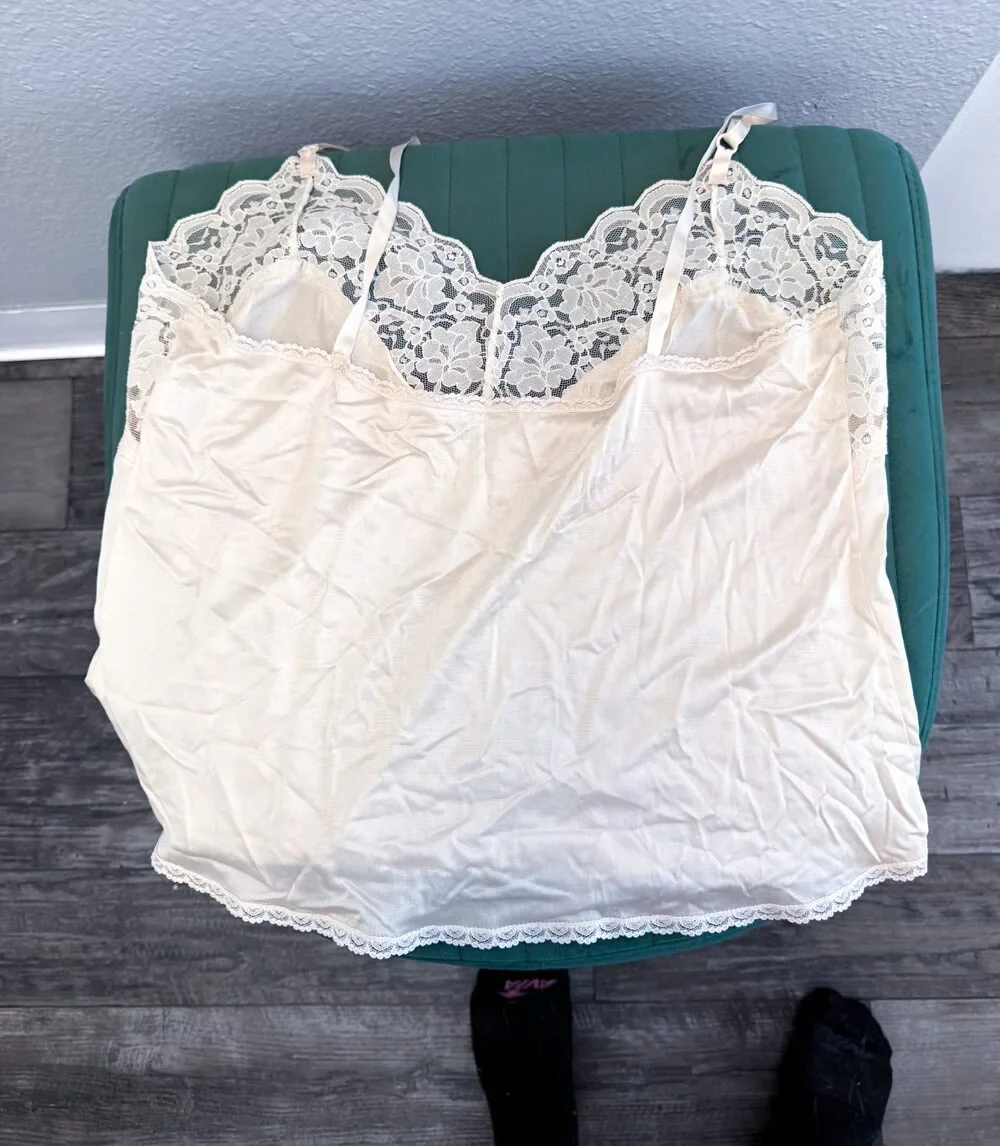 Vintage Ivory Lace Garter Slip Half Slip w/ Suspender Straps Size 36
